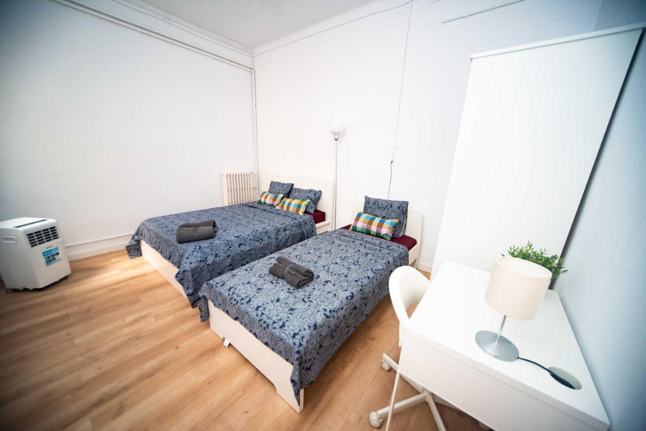 Albergue By Rambla De Catalunya *